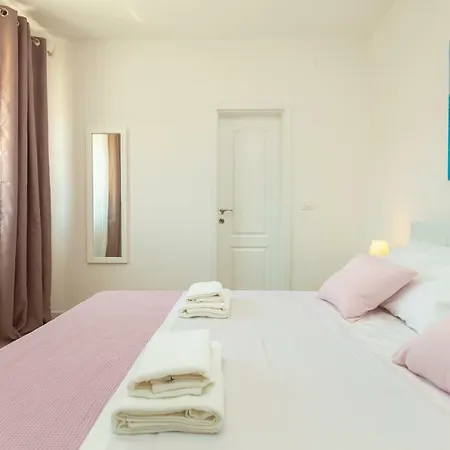 Holiday Apartments Dubrovnik דוברובניק