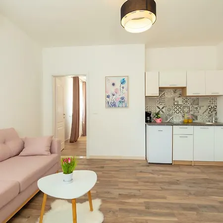 Holiday Apartments Dubrovnik דירה *
