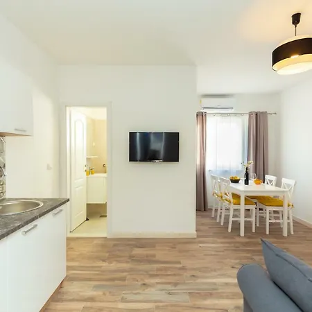 شقة Holiday Apartments Dubrovnik