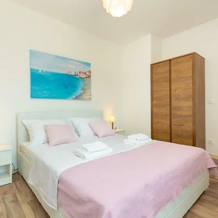 Διαμέρισμα Holiday Apartments Dubrovnik *